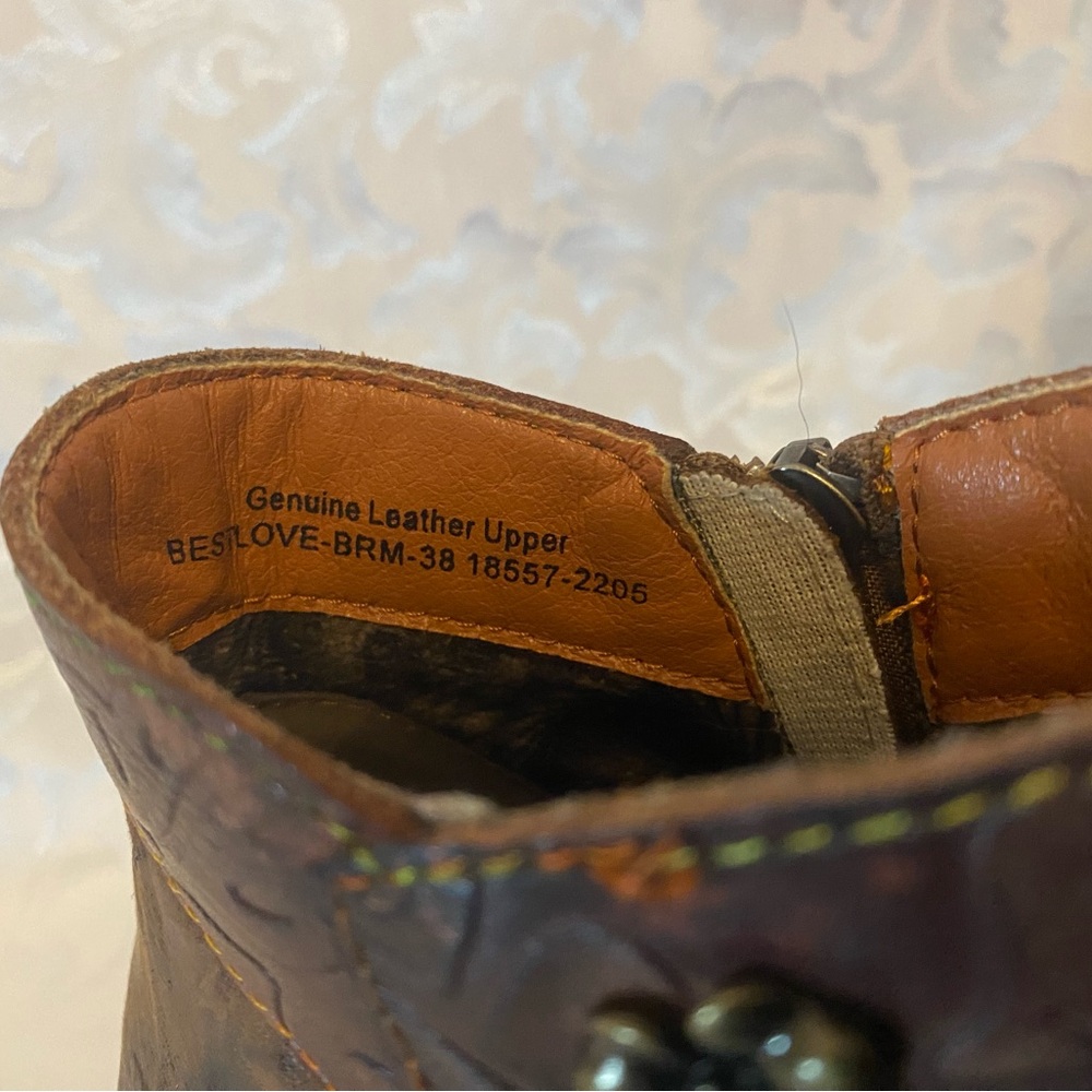 Worn once L’Artiste Spring Step Leather Booties, Bestlove, Size 38, US 7.5-8 - Picture 11 of 13